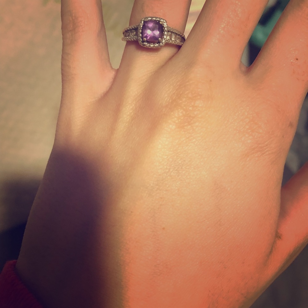 Kay’s diamond ring